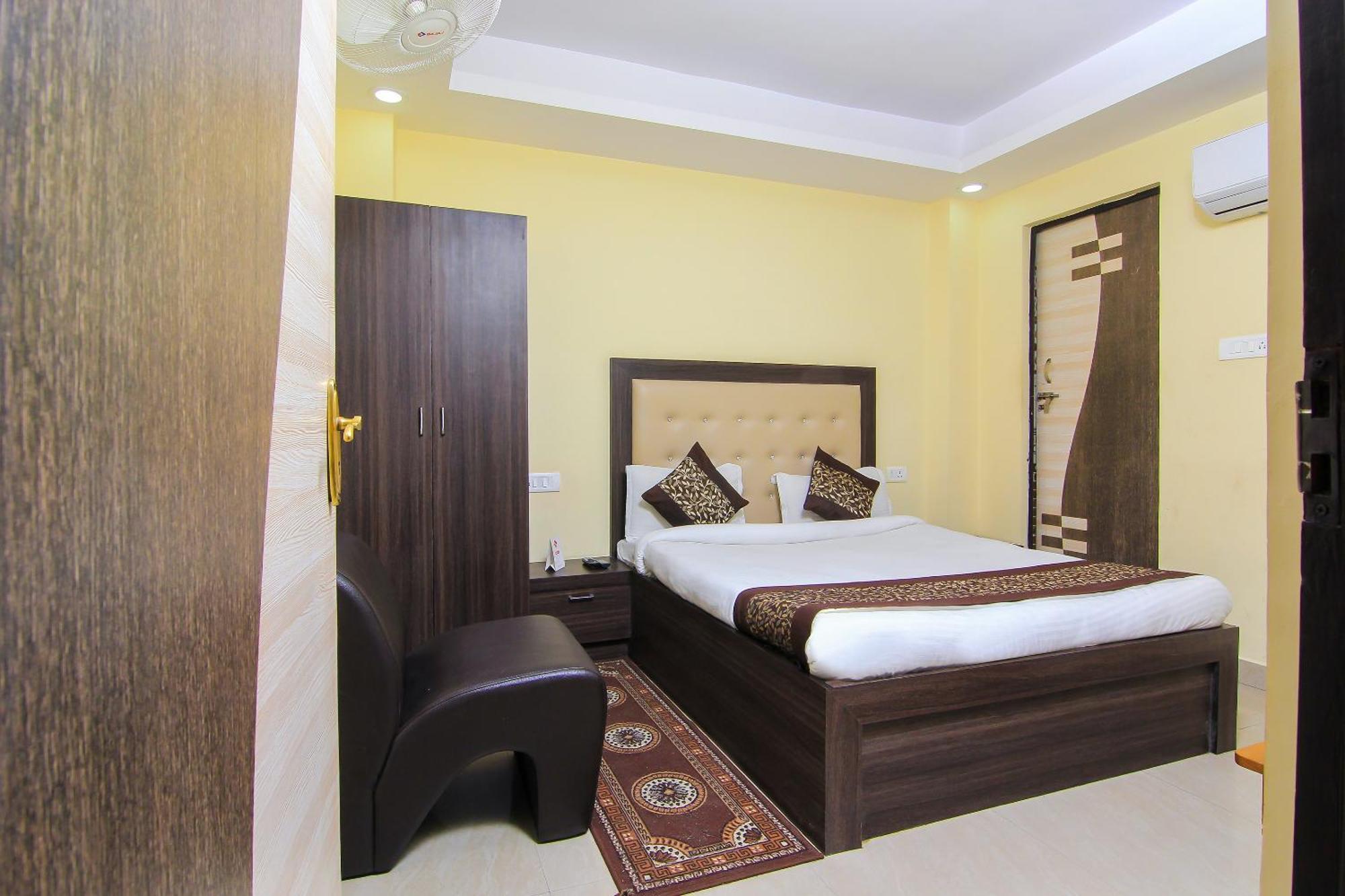 Oyo Flagship Hotel Cz Near Phoenix United Лакхнау Экстерьер фото